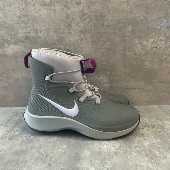 Nike Binzie Waterproof Boots Kids sz 3Y - grey - Picture 1 of 7